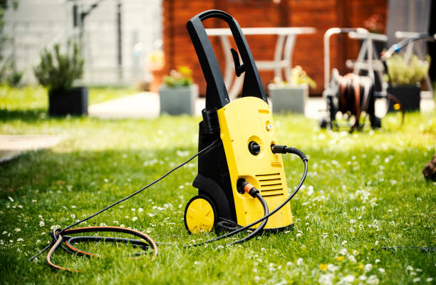 Best Animal Enclosure Cleaning  in Springfield, TN